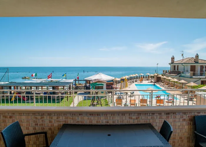 Baiadosol Aparthotel 2*